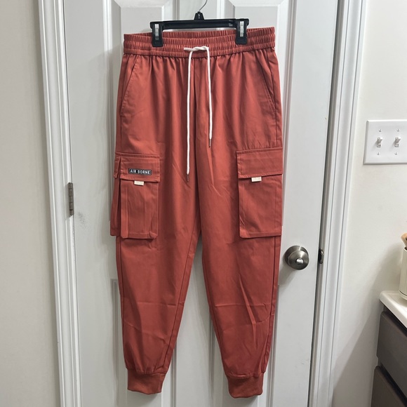 Manfinity EMRG Men Letter Graphic Flap Pocket Drawstring Waist Cargo Pants - Picture 1 of 4